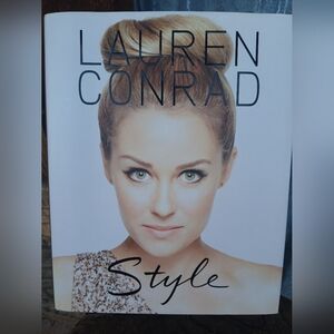 Lauren Conrad Style Book 2010 GUIDE Fashion Designer
